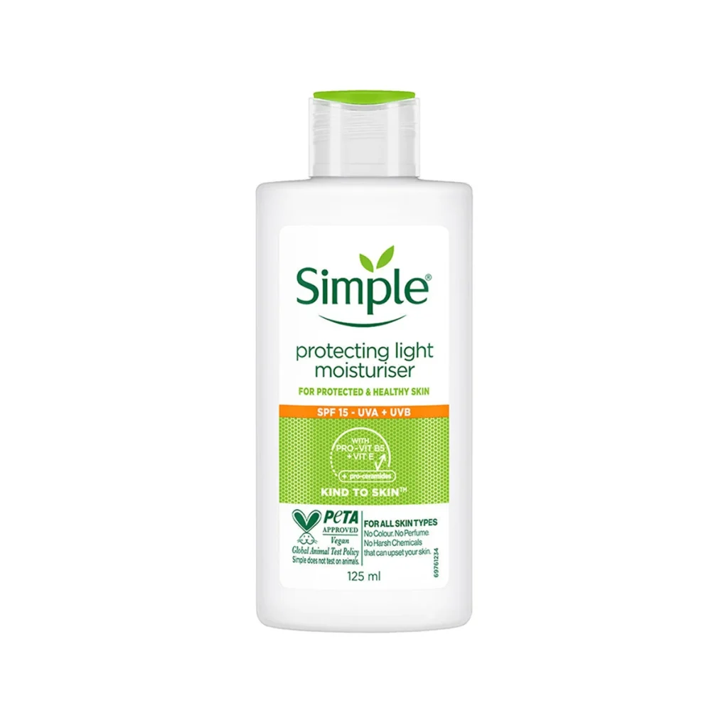 خرید کرم مرطوب کننده و آبرسان سیمپل مدل Protecting Light حجم 125 میلی لیتر با SPF15